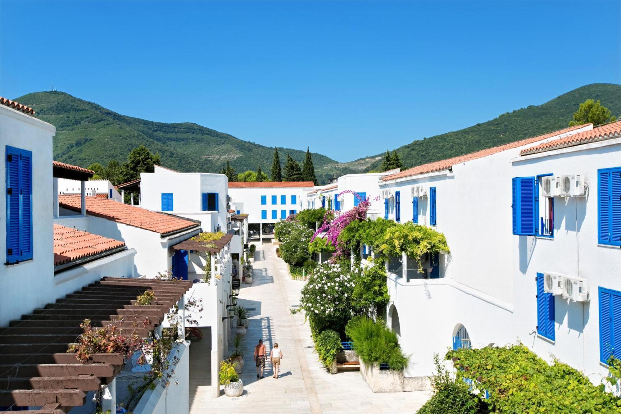 Hotel Slovenska Plaza Lux Budva Kültér fotó