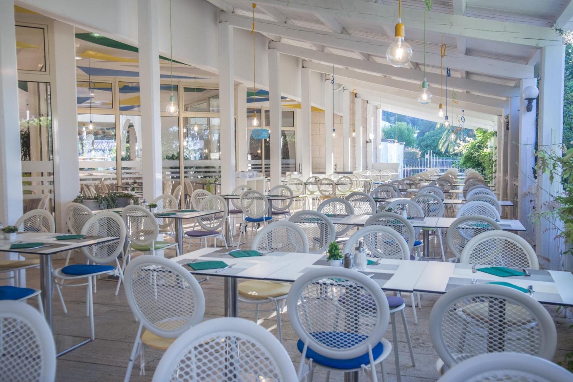 Hotel Slovenska Plaza Lux Budva Kültér fotó
