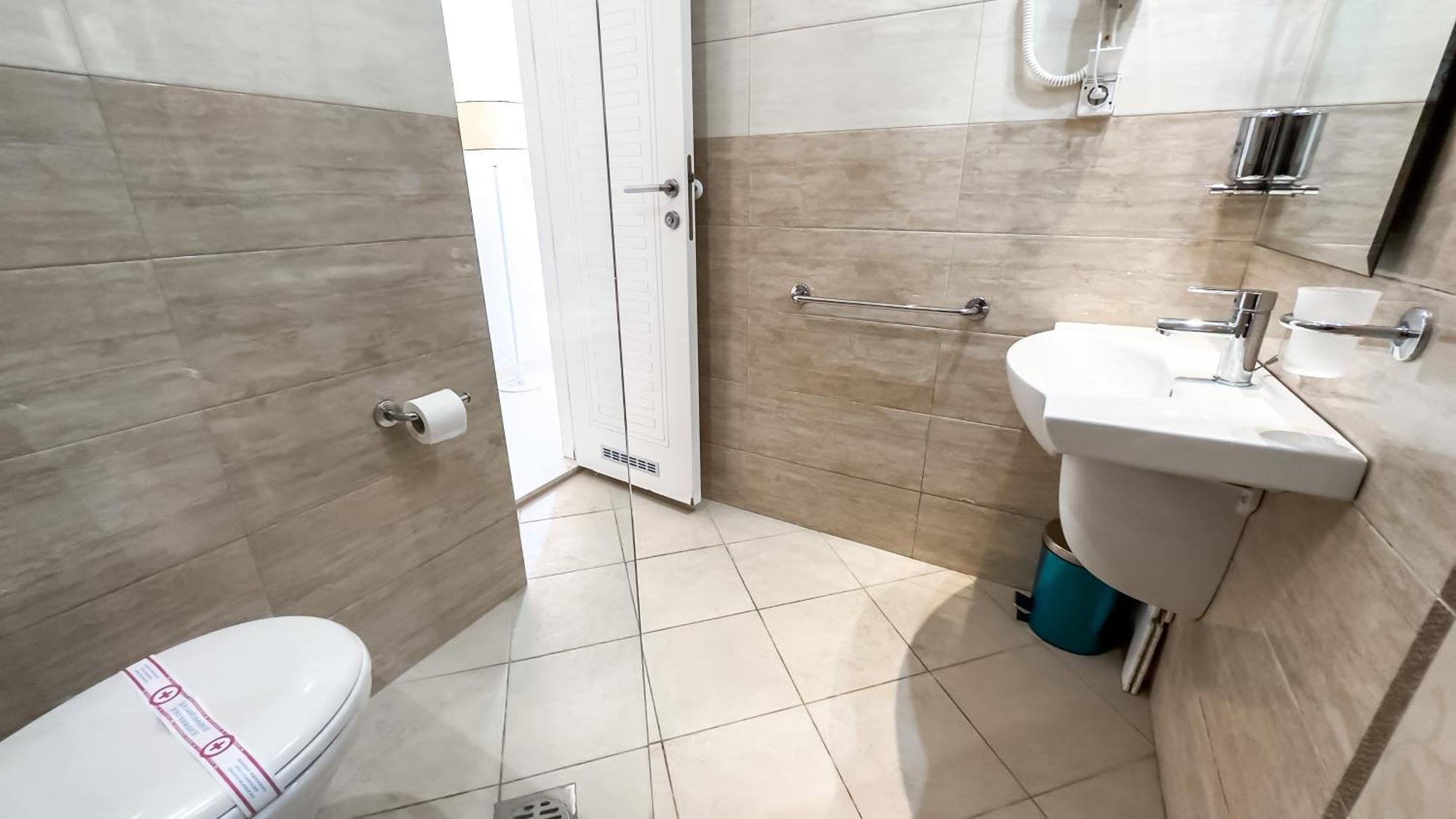 Hotel Slovenska Plaza Lux Budva Kültér fotó