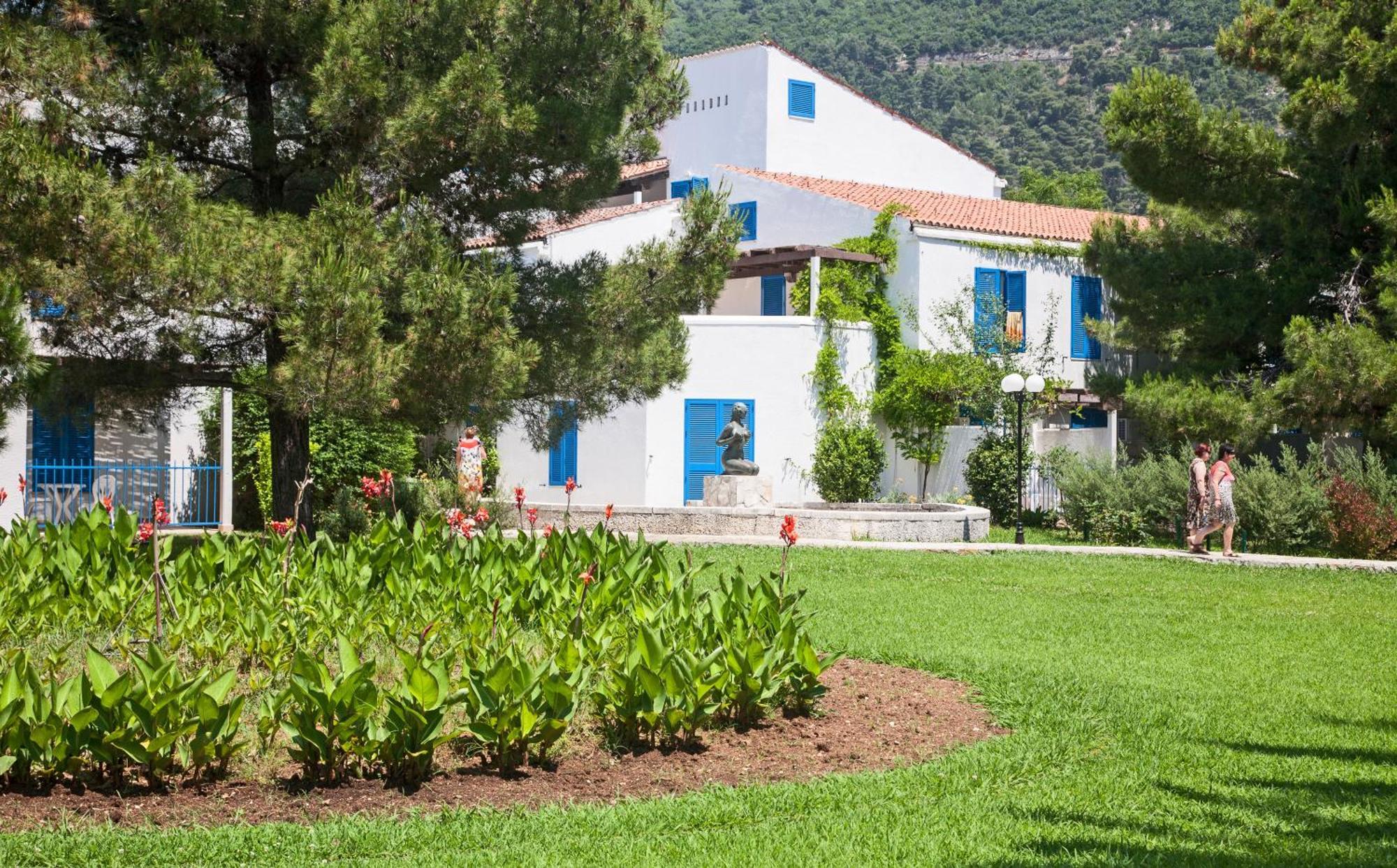 Hotel Slovenska Plaza Lux Budva Kültér fotó