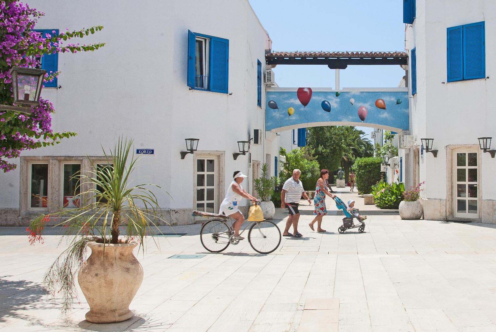 Hotel Slovenska Plaza Lux Budva Kültér fotó